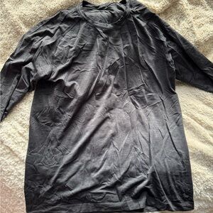 Men's Lululemon metal vent tech long sleeve